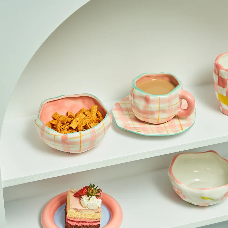 IHand-Painted Ceramic Mugs